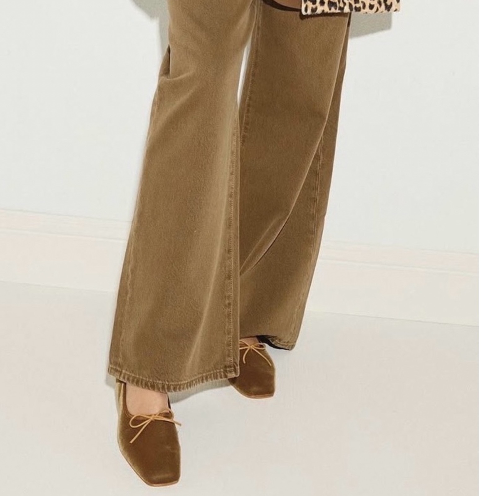 Freda Salvador Jada Square Toe Velvet Ballet Flats Dijon Brown Size 7.5 — image 2 of 8